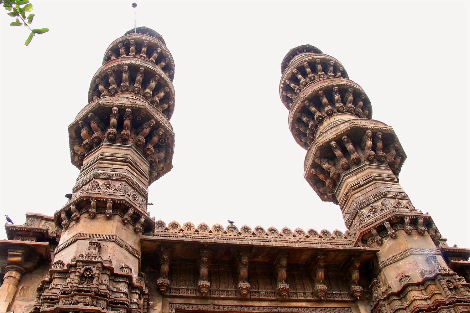 The shaking minarets of Sidi Bashir Mosque, Ahmedabad