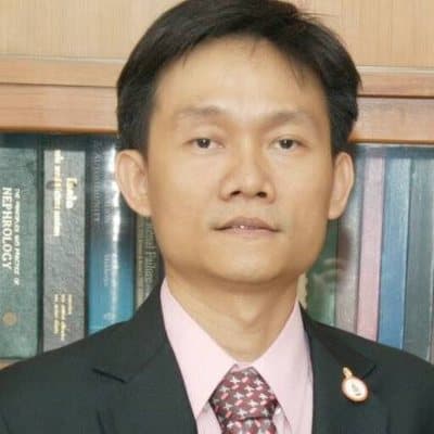 Portrait of Yingyos Avihingsanon